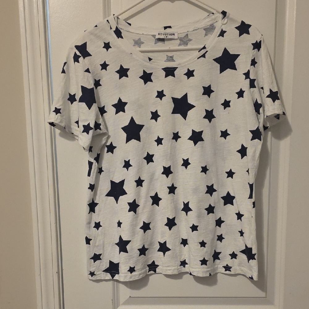 Solution Short Sleeve Star Pattern Shirt Size Medium